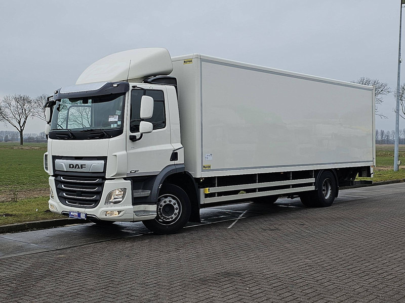 DAF CF 290 - Camión caja cerrada: foto 2 DAF CF 290 - Camión caja cerrada: foto 2