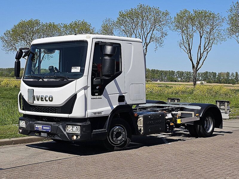 Iveco 75E18 EUROCARGO 75E19 EUROCARGO - Chasis camión: foto 2 Iveco 75E18 EUROCARGO 75E19 EUROCARGO - Chasis camión: foto 2