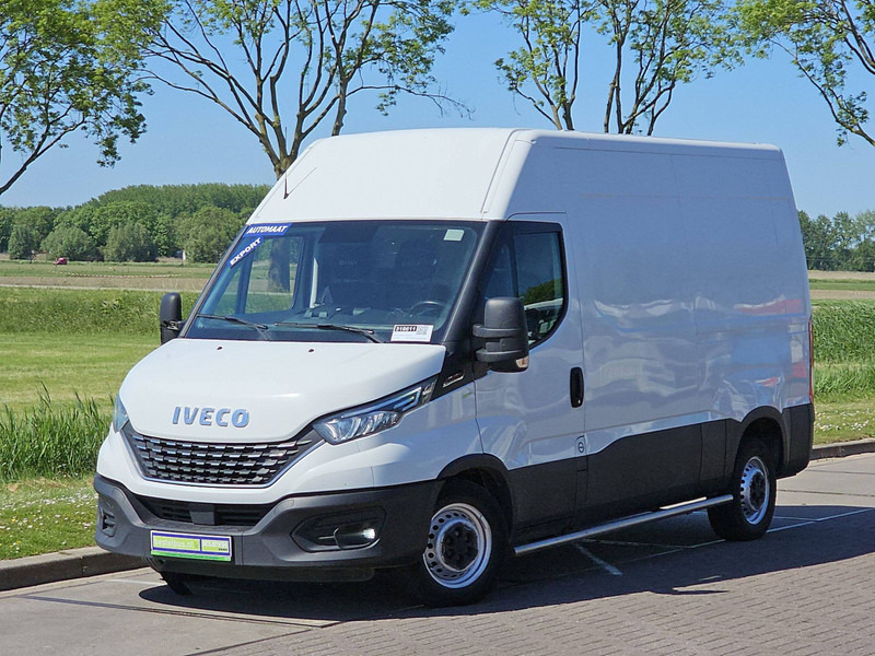 Iveco Daily 35S18 3.0Ltr 180Pk Airco! - Furgón: foto 2 Iveco Daily 35S18 3.0Ltr 180Pk Airco! - Furgón: foto 2