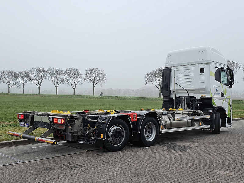 Iveco S-WAY AS260S46 LNG INT. STEERAXLE - Portacontenedore/ Intercambiable camión: foto 3 Iveco S-WAY AS260S46 LNG INT. STEERAXLE - Portacontenedore/ Intercambiable camión: foto 3