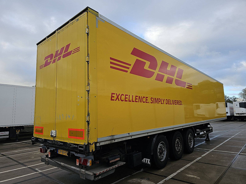 Kögel SKH24 LIFT AXLE TAILLIFT - Caja cerrada semirremolque: foto 2 Kögel SKH24 LIFT AXLE TAILLIFT - Caja cerrada semirremolque: foto 2