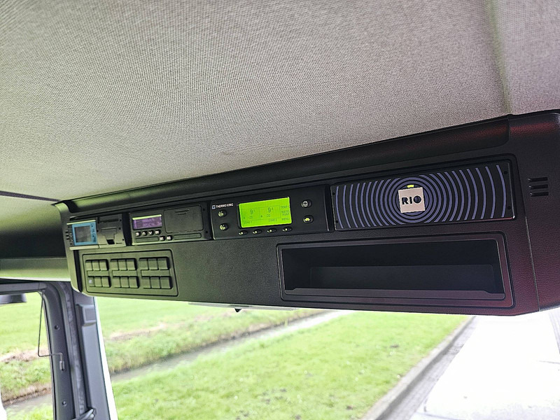 Frigorífico camión MAN 12.220 TGL TK BITEMP LIFT 14TKM: foto 13