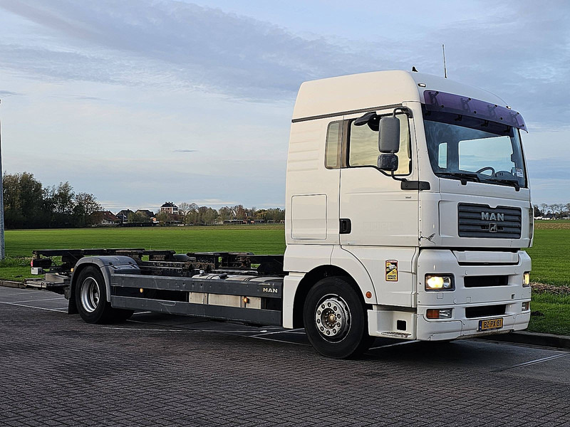 MAN 18.400 TGA XLX LIFT 508DKM NL-T - Portacontenedore/ Intercambiable camión: foto 5 MAN 18.400 TGA XLX LIFT 508DKM NL-T - Portacontenedore/ Intercambiable camión: foto 5