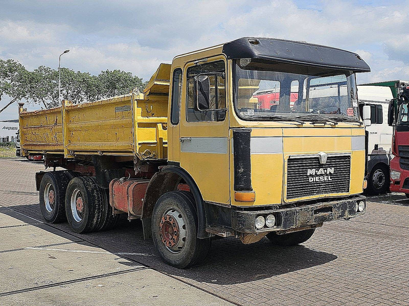 MAN 26.281 DFK 6X4 FULL STEEL - Volquete camión: foto 5 MAN 26.281 DFK 6X4 FULL STEEL - Volquete camión: foto 5