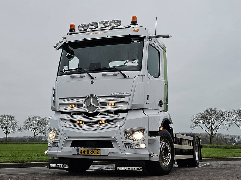 Mercedes-Benz ACTROS 2133 MP5 - Chasis camión: foto 1 Mercedes-Benz ACTROS 2133 MP5 - Chasis camión: foto 1