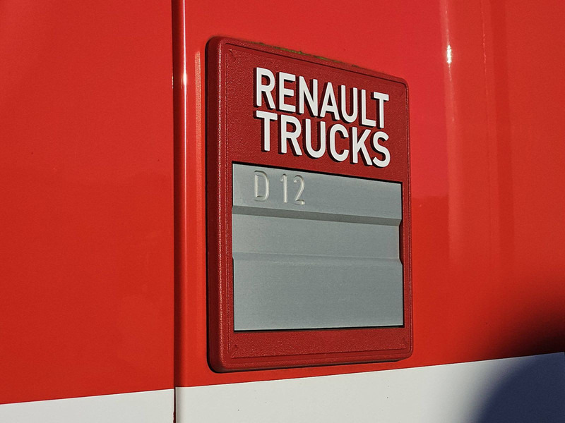 Camión caja cerrada Renault D 240 11.9T AIRCO LIFT: foto 14