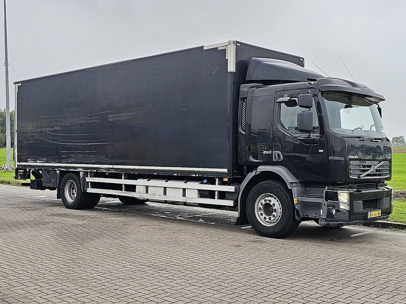 Volvo FE 250.18 AIRCO TAILLIFT - Camión caja cerrada: foto 5 Volvo FE 250.18 AIRCO TAILLIFT - Camión caja cerrada: foto 5