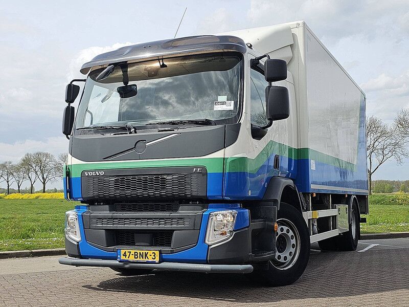 Volvo FE 280.18 19.5T LIFT BOX: 5.52 - Camión caja cerrada: foto 1 Volvo FE 280.18 19.5T LIFT BOX: 5.52 - Camión caja cerrada: foto 1