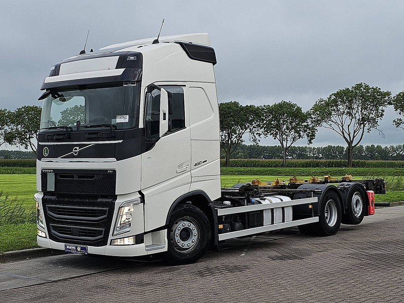 Volvo FH 460 6x2*4 - Portacontenedore/ Intercambiable camión: foto 2 Volvo FH 460 6x2*4 - Portacontenedore/ Intercambiable camión: foto 2