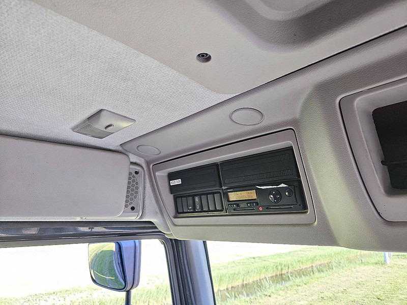 Frigorífico camión Volvo FL 240.12 AIRCO ISO BOX HEATER: foto 11