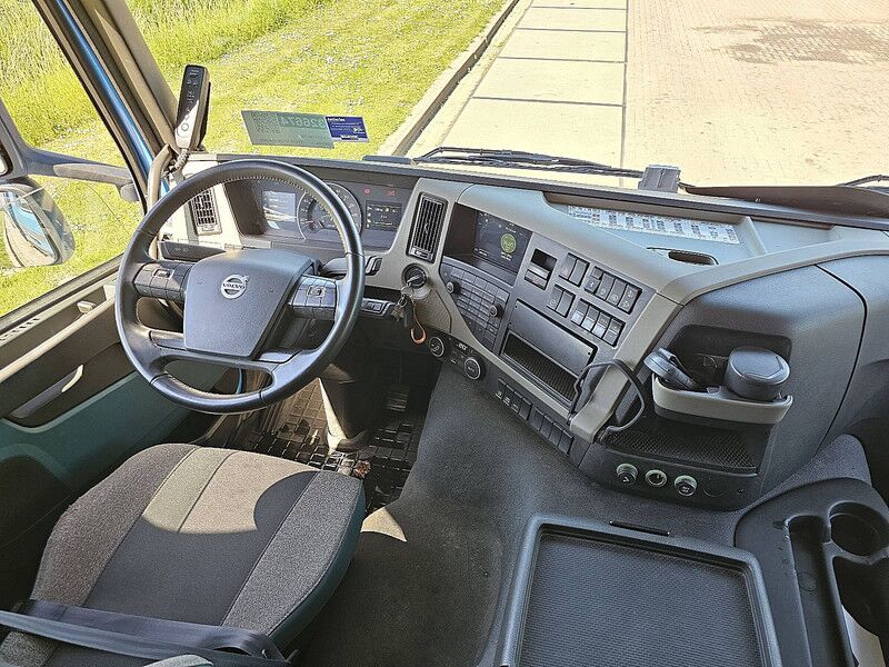 Camión lona Volvo FM 330 2.5T LIFT 159 TKM: foto 8 Camión lona Volvo FM 330 2.5T LIFT 159 TKM: foto 8