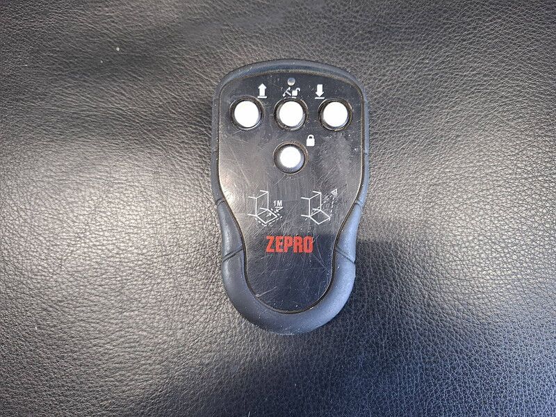 Camión lona Volvo FM 330 2.5T LIFT 159 TKM: foto 16 Camión lona Volvo FM 330 2.5T LIFT 159 TKM: foto 16