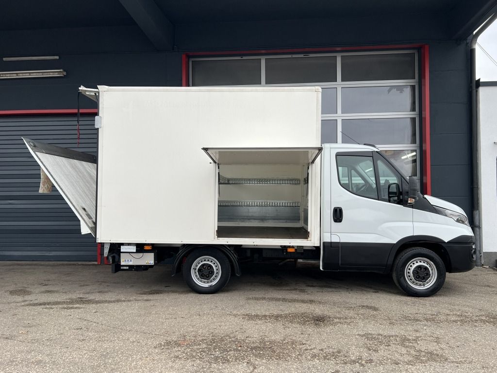 Iveco Daily 35S12 3,1m Koffer 3mRdst LBW Kamera 3-Sitz - Furgoneta: foto 4 Iveco Daily 35S12 3,1m Koffer 3mRdst LBW Kamera 3-Sitz - Furgoneta: foto 4