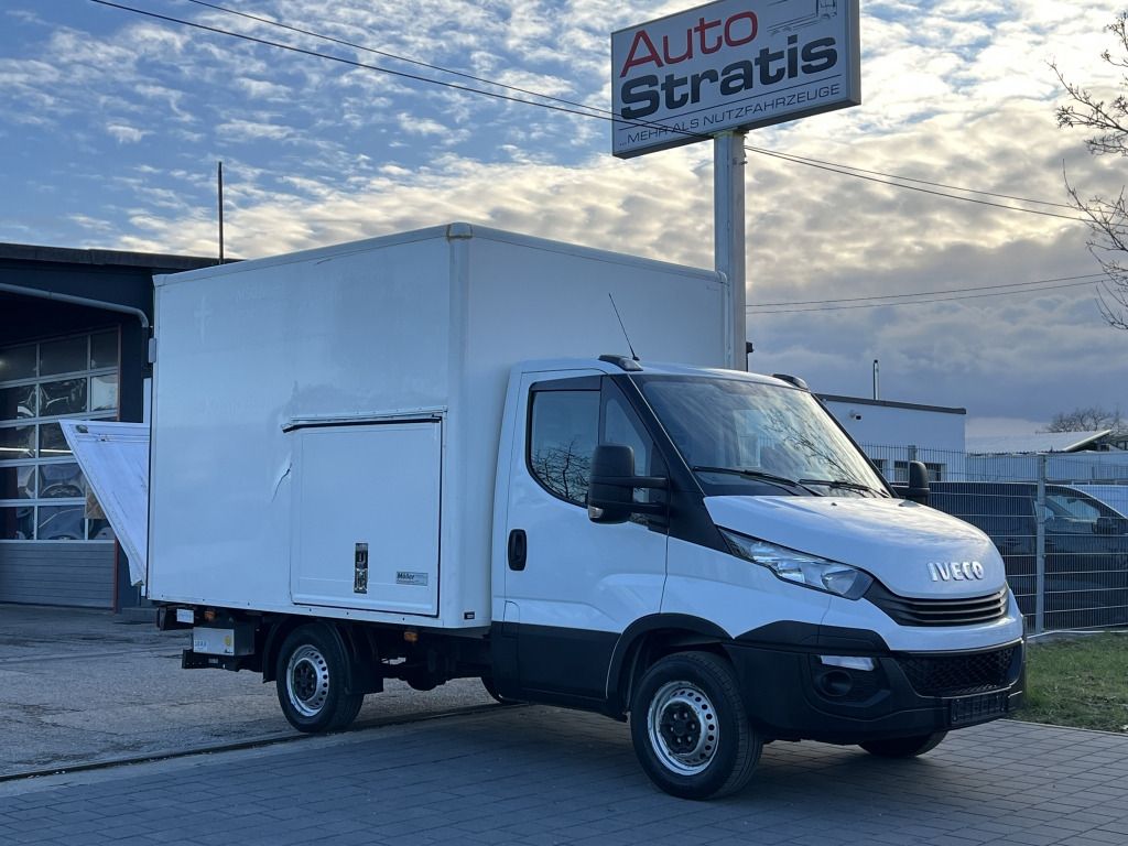 Iveco Daily 35S12 3,1m Koffer LBW BÄR Kamera 3-Sitz - Furgoneta: foto 1 Iveco Daily 35S12 3,1m Koffer LBW BÄR Kamera 3-Sitz - Furgoneta: foto 1