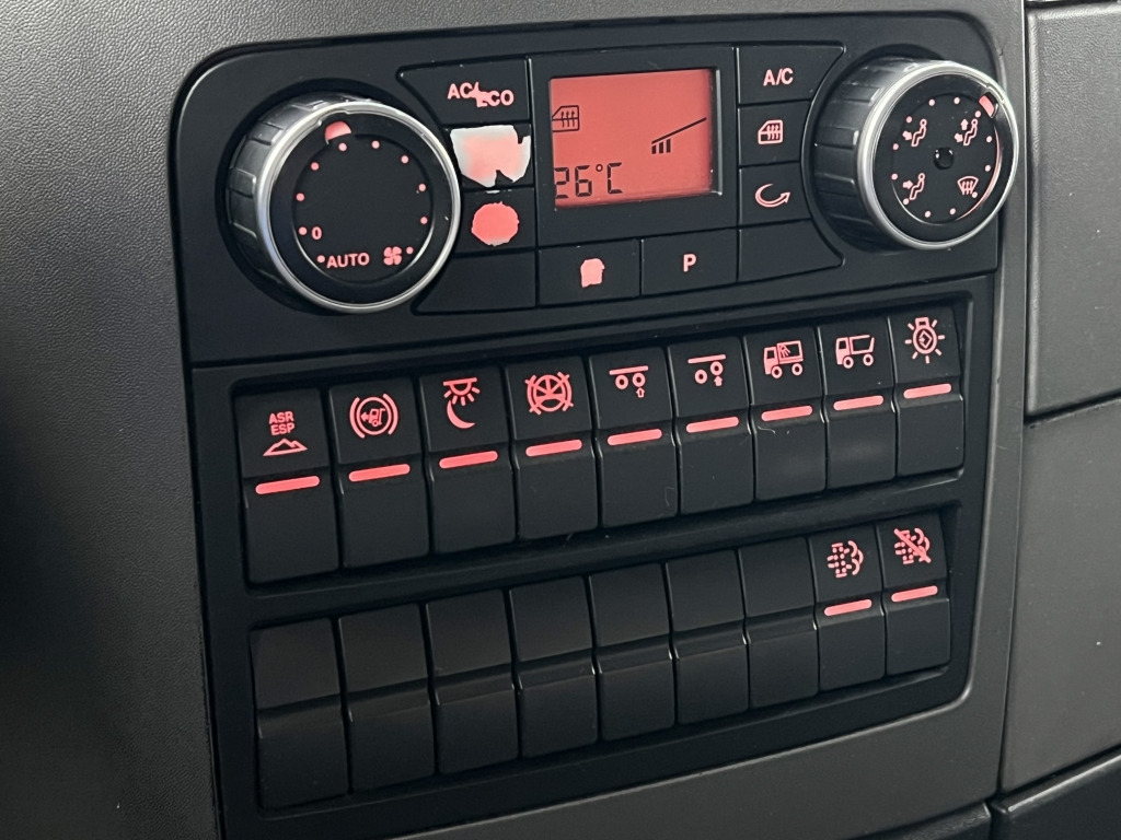 MAN TGX 26.440 Retarder Standklima LBW MitsubisTU100 - Frigorífico camión: foto 2 MAN TGX 26.440 Retarder Standklima LBW MitsubisTU100 - Frigorífico camión: foto 2