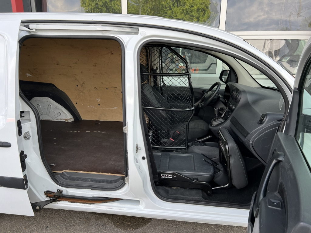 Mercedes-Benz Citan 111 CDI extralang Scheckheftgepflegt PDC - Furgoneta pequeña: foto 3 Mercedes-Benz Citan 111 CDI extralang Scheckheftgepflegt PDC - Furgoneta pequeña: foto 3