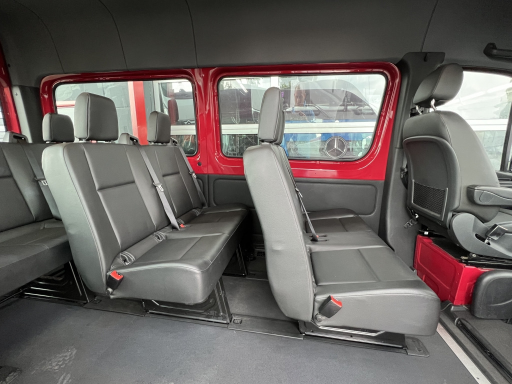 Mercedes-Benz Sprinter 314 CDI Tourer Klima +Fond 9-Sitze MBUX - Coche: foto 5 Mercedes-Benz Sprinter 314 CDI Tourer Klima +Fond 9-Sitze MBUX - Coche: foto 5