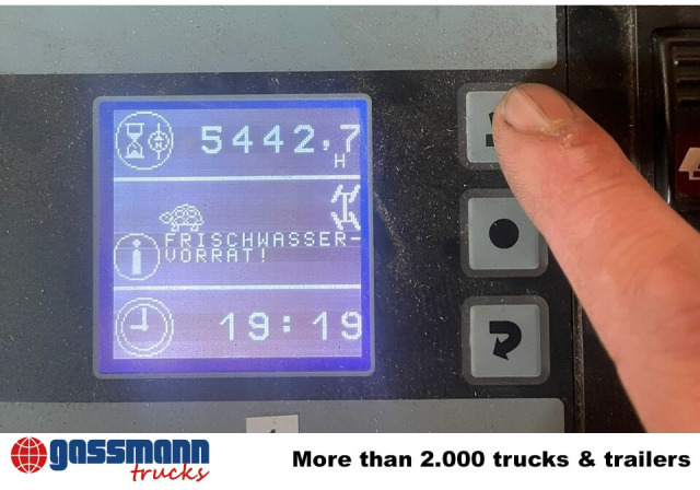 Barredora vial Hako Multicar Citymaster 2000 3B Kehrmaschine 4x2: foto 7