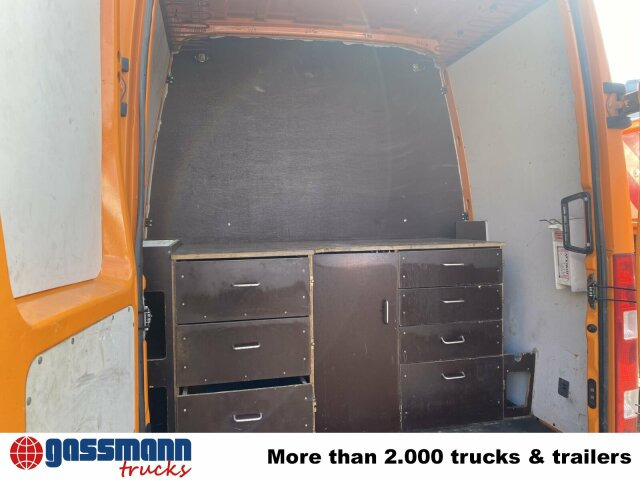 Iveco Daily 35S12 2,3 HPI 4x2, 8 Sitzplätze - Furgoneta combi: foto 5 Iveco Daily 35S12 2,3 HPI 4x2, 8 Sitzplätze - Furgoneta combi: foto 5