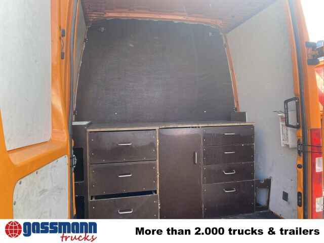 Iveco Daily 35S12 2,3 HPI 4x2, 8 Sitzplätze - Furgoneta combi: foto 5 Iveco Daily 35S12 2,3 HPI 4x2, 8 Sitzplätze - Furgoneta combi: foto 5