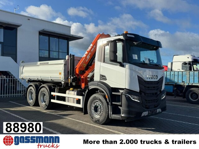 Iveco X-Way AD300X46Z 6x4 mit Kran Atlas AK 206.4E-A2, - Volquete camión, Camión grúa: foto 1 Iveco X-Way AD300X46Z 6x4 mit Kran Atlas AK 206.4E-A2, - Volquete camión, Camión grúa: foto 1