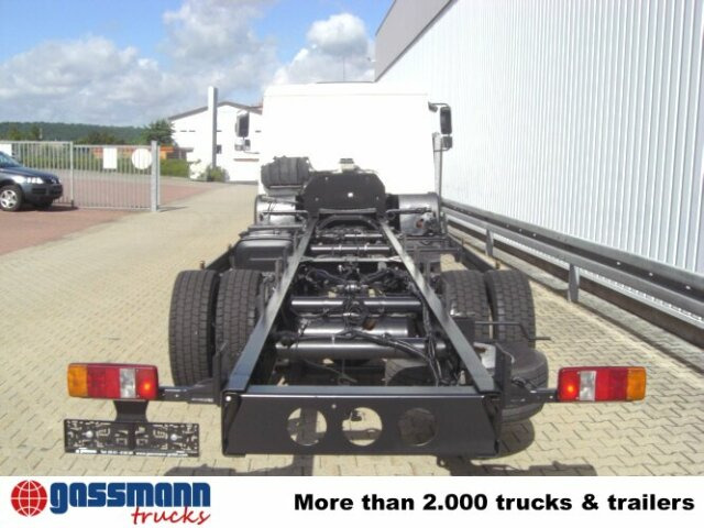 MAN LE 12.220 BL 4x2, Ersatzteilträger! - Chasis camión: foto 3 MAN LE 12.220 BL 4x2, Ersatzteilträger! - Chasis camión: foto 3