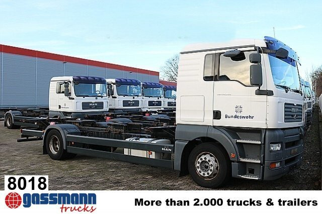 MAN TGA 18.350 4x2 LL, Fahrschule - Portacontenedore/ Intercambiable camión: foto 1 MAN TGA 18.350 4x2 LL, Fahrschule - Portacontenedore/ Intercambiable camión: foto 1