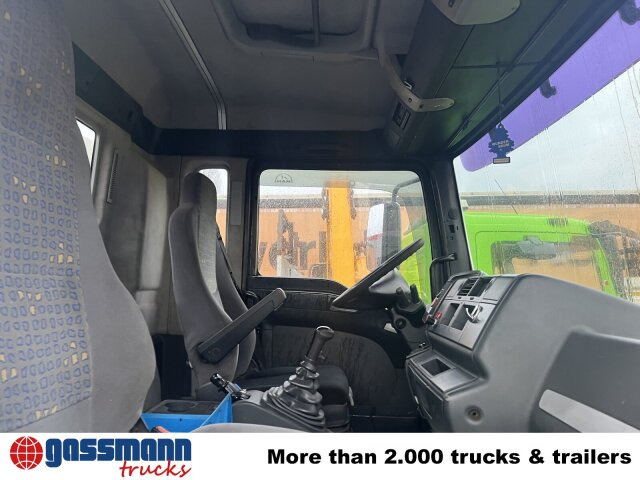 MAN TGA 26.360 6X2/4 BL, Vorlauf Lenk-Liftachse - Portacontenedor de cadenas camión: foto 4 MAN TGA 26.360 6X2/4 BL, Vorlauf Lenk-Liftachse - Portacontenedor de cadenas camión: foto 4