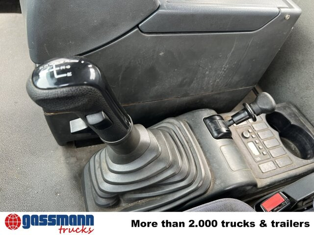 MAN TGA 26.410 6X2/4 BL, Vorlauf Lenk-Liftachse, - Portacontenedor de cadenas camión: foto 5 MAN TGA 26.410 6X2/4 BL, Vorlauf Lenk-Liftachse, - Portacontenedor de cadenas camión: foto 5