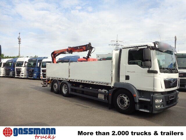 MAN TGM 26.340 6x2-4 LL,Lenk-Liftachse, Heckkran, - Camión caja abierta, Camión grúa: foto 4 MAN TGM 26.340 6x2-4 LL,Lenk-Liftachse, Heckkran, - Camión caja abierta, Camión grúa: foto 4