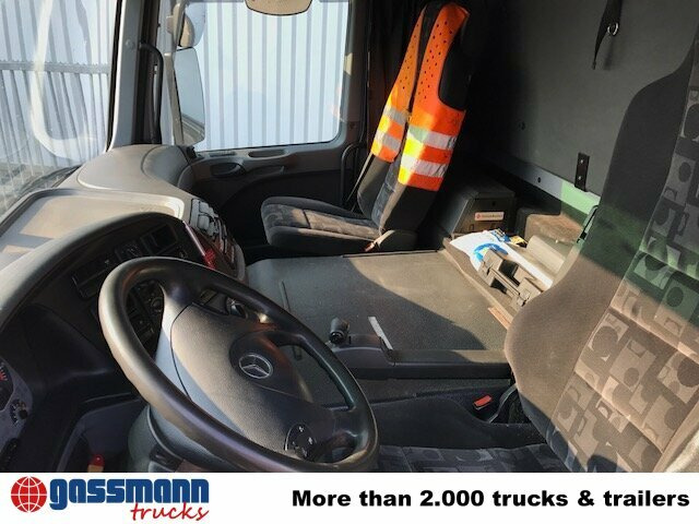 Mercedes-Benz Actros 1841 L 4x2, Esterer Tankaufbau ca. - Cisterna camión: foto 5 Mercedes-Benz Actros 1841 L 4x2, Esterer Tankaufbau ca. - Cisterna camión: foto 5