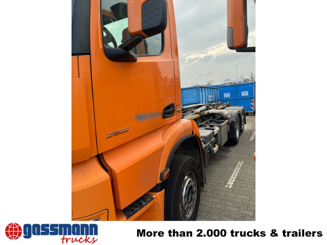 Mercedes-Benz Arocs 2552 L 6x2, Lenk-/Liftachse - Multibasculante camión: foto 3 Mercedes-Benz Arocs 2552 L 6x2, Lenk-/Liftachse - Multibasculante camión: foto 3