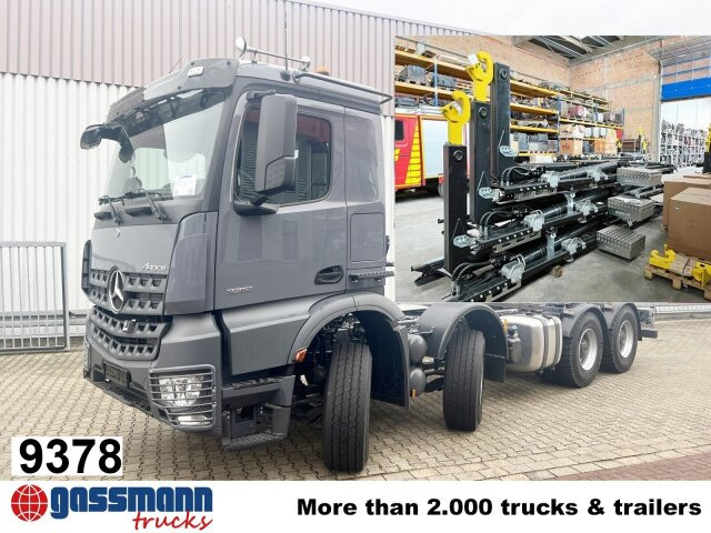 Mercedes-Benz Arocs 3251 L 8x4/4, Motorabtrieb - Multibasculante camión: foto 1 Mercedes-Benz Arocs 3251 L 8x4/4, Motorabtrieb - Multibasculante camión: foto 1