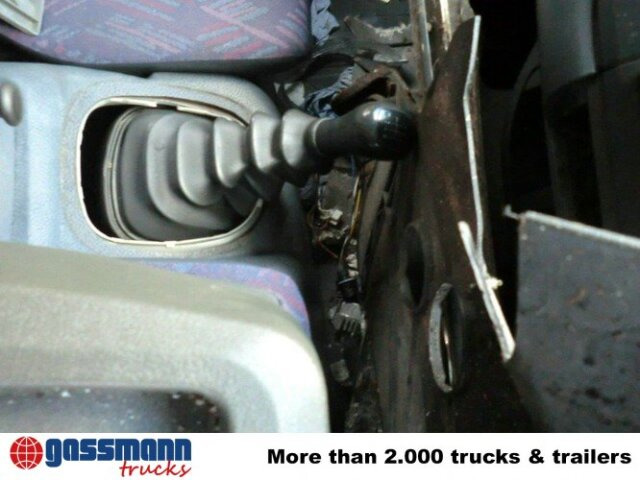 Camión caja cerrada Mercedes-Benz Atego 815 4x2, UNFALL! Ersatzteilträger!: foto 13