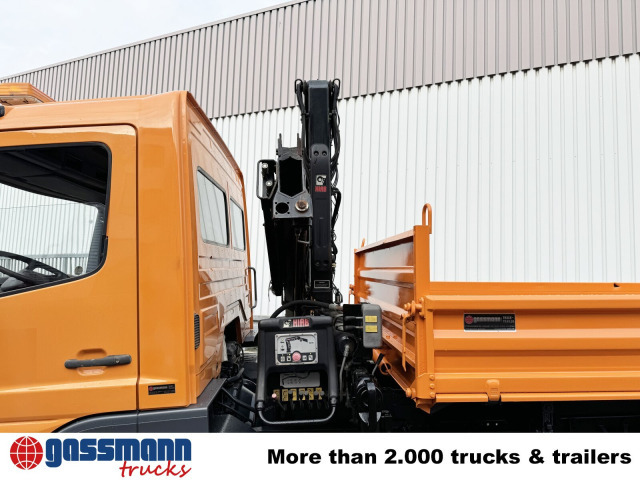 Mercedes-Benz Atego 815 K 4x2 mit Kran Hiab 055 B-1 CL - Volquete camión, Camión grúa: foto 2 Mercedes-Benz Atego 815 K 4x2 mit Kran Hiab 055 B-1 CL - Volquete camión, Camión grúa: foto 2