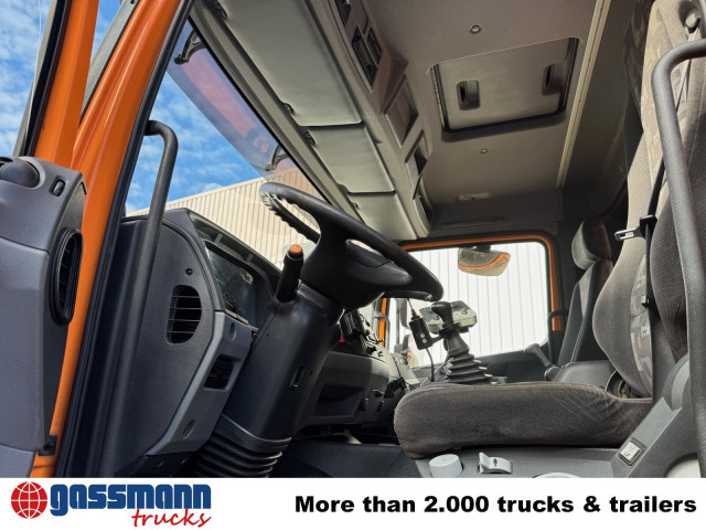 Mercedes-Benz Axor 1833 AK 4x4, Winterdienstausstattung, Kran - Volquete camión, Camión grúa: foto 5 Mercedes-Benz Axor 1833 AK 4x4, Winterdienstausstattung, Kran - Volquete camión, Camión grúa: foto 5