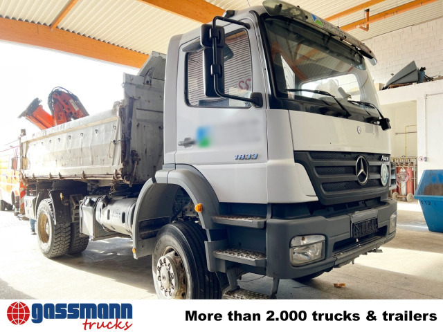 Mercedes-Benz Axor 1833 AK 4x4 mit Heckkran Atlas 105.2-A2L - Volquete camión, Camión grúa: foto 4 Mercedes-Benz Axor 1833 AK 4x4 mit Heckkran Atlas 105.2-A2L - Volquete camión, Camión grúa: foto 4