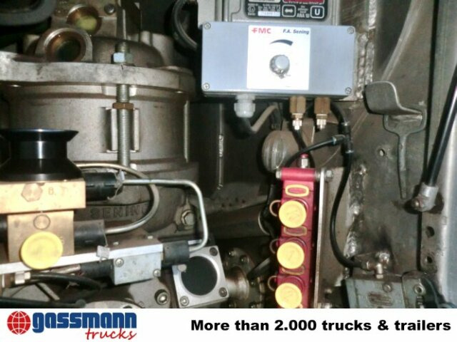 Mercedes-Benz SK 1824 L 4x2, Esterer Tankaufbau ca. 13.100l, 2 - Cisterna camión: foto 3 Mercedes-Benz SK 1824 L 4x2, Esterer Tankaufbau ca. 13.100l, 2 - Cisterna camión: foto 3