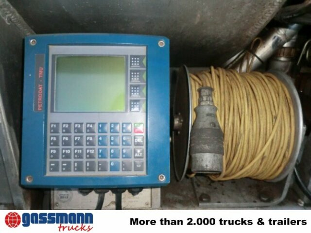 Mercedes-Benz SK 1824 L 4x2, Esterer Tankaufbau ca. 13.100l, 2 - Cisterna camión: foto 4 Mercedes-Benz SK 1824 L 4x2, Esterer Tankaufbau ca. 13.100l, 2 - Cisterna camión: foto 4