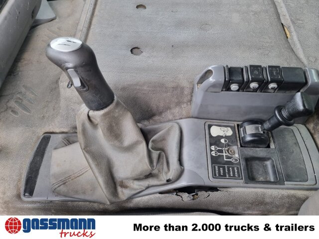 Renault Kerax 380.26 6x4, Bordmatik links - Volquete camión: foto 5 Renault Kerax 380.26 6x4, Bordmatik links - Volquete camión: foto 5