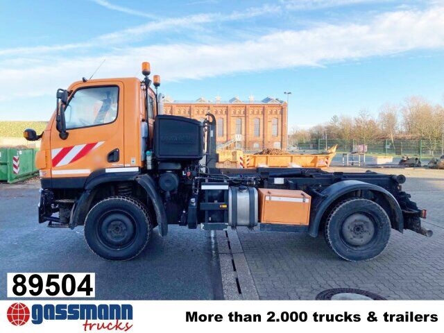 Unimog U 20 4x4, City-Abroller, Zapfwelle, - Vehículo comercial ligero: foto 1 Unimog U 20 4x4, City-Abroller, Zapfwelle, - Vehículo comercial ligero: foto 1