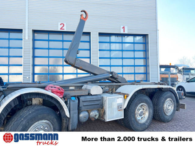 Volvo FM 460 8x2-6, Lenk-/Liftachse, Kran HMF 2020-K4, - Multibasculante camión, Camión grúa: foto 4 Volvo FM 460 8x2-6, Lenk-/Liftachse, Kran HMF 2020-K4, - Multibasculante camión, Camión grúa: foto 4