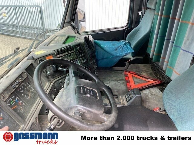 Volvo FM12-420 4x2 mit Heckkran Jonsered 1090, - Volquete camión, Camión grúa: foto 3 Volvo FM12-420 4x2 mit Heckkran Jonsered 1090, - Volquete camión, Camión grúa: foto 3