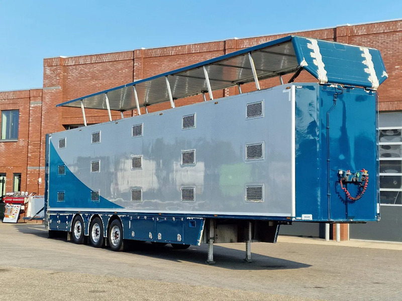 CUPPERS Boone construct - 3 deck livestock trailer - Ventilation - Loadlift - 2x steering axle - SAF - Transporte de ganado semirremolque: foto 1 CUPPERS Boone construct - 3 deck livestock trailer - Ventilation - Loadlift - 2x steering axle - SAF - Transporte de ganado semirremolque: foto 1