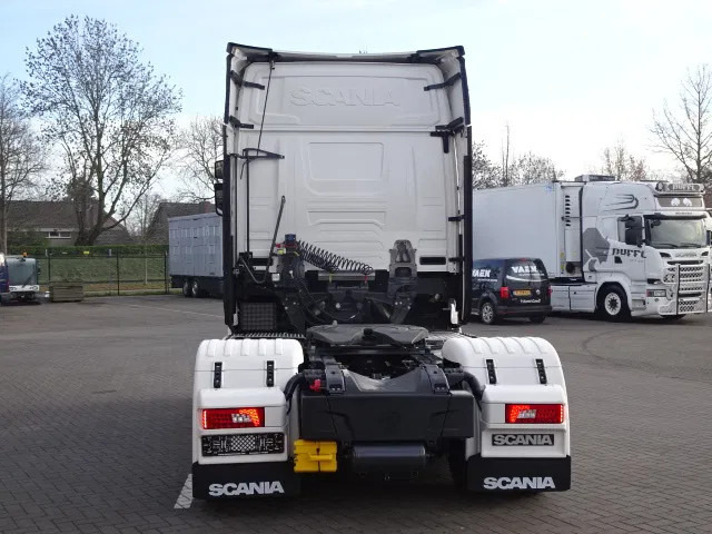 Cabeza tractora Scania 590S V8 NGS Highline 4x2 - New - Retarder - Leather - Alloy wheels Led - Navi - NEW!: foto 6