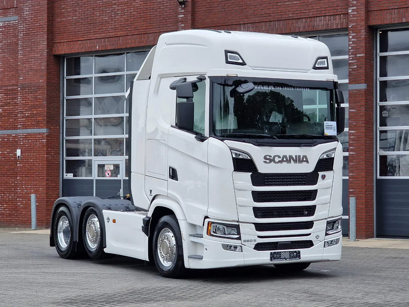 Scania 660S V8 NGS Highline 6x2/4 - New - Full spec - Retarder - Night clima - Leather - Led - Alcoa - Cabeza tractora: foto 1 Scania 660S V8 NGS Highline 6x2/4 - New - Full spec - Retarder - Night clima - Leather - Led - Alcoa - Cabeza tractora: foto 1