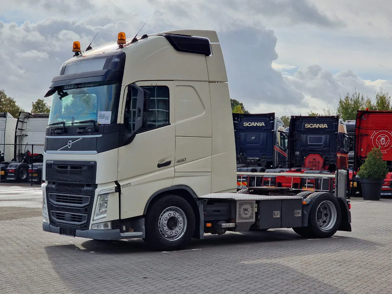 Volvo FH 13.460 Globetrotter XL - PTO/Hydraulic - I parkcool - Full air - TV - Fridge - Cabeza tractora: foto 3 Volvo FH 13.460 Globetrotter XL - PTO/Hydraulic - I parkcool - Full air - TV - Fridge - Cabeza tractora: foto 3