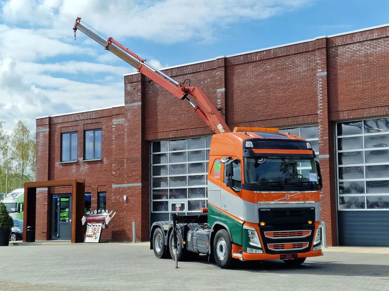 Volvo FH 13.500 6x4 - HMF 1153 K2 crane kran grua - Hydraulic - Lift axle - Euro 6 - Cabeza tractora: foto 1 Volvo FH 13.500 6x4 - HMF 1153 K2 crane kran grua - Hydraulic - Lift axle - Euro 6 - Cabeza tractora: foto 1