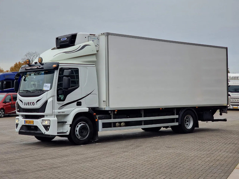 Iveco EuroCargo 180 320 Frigo Carrier supra 850 nordic - Loadlift - Low KM - Camera - Frigorífico camión: foto 3 Iveco EuroCargo 180 320 Frigo Carrier supra 850 nordic - Loadlift - Low KM - Camera - Frigorífico camión: foto 3