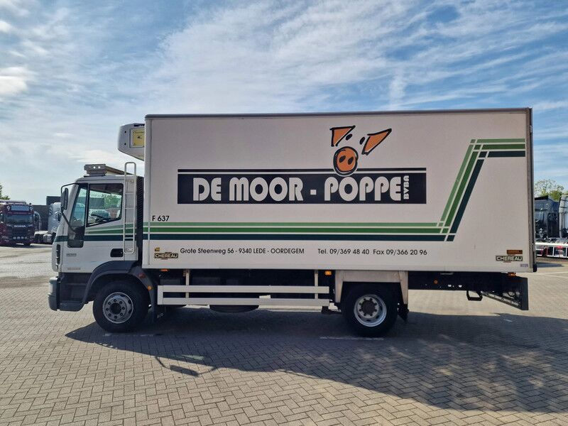 Iveco Eurocargo 160E28 - Carrier Easycold frigo - Hooks/Hangwerk - Manual gearbox - Euro 3 - Frigorífico camión: foto 4 Iveco Eurocargo 160E28 - Carrier Easycold frigo - Hooks/Hangwerk - Manual gearbox - Euro 3 - Frigorífico camión: foto 4
